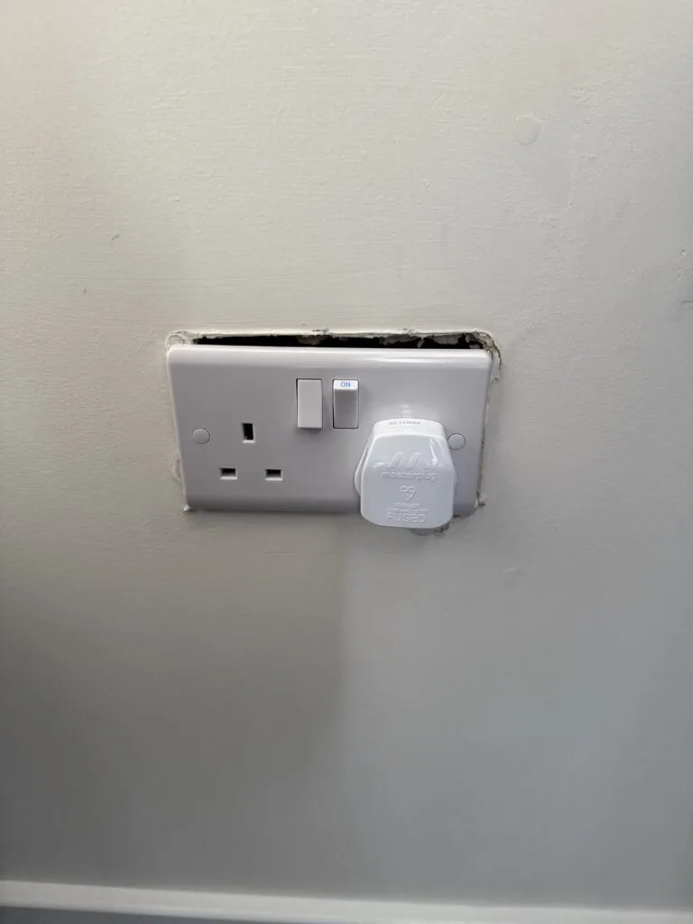 damaged socket