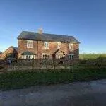 4 Bed Cottage leicester